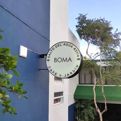 Maßgeschneiderte Größe Außenleuchtkastenschild mit Edelstahlrahmen und LED-Lichtquelle