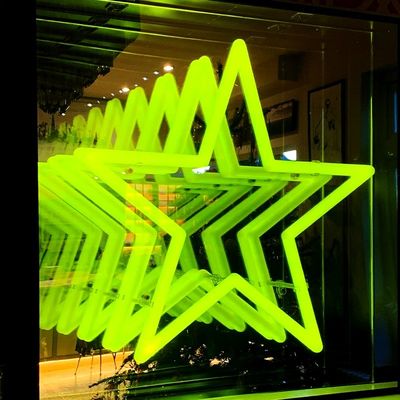 Gehärtetes Glas Acryl 3D Spiegel Infinity-Effekt 3D LED Spiegel mit 12V Eingangsspannung