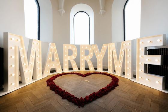 Custom Marquee Light Up Letters Neon Schild für Ihre Hochzeit Ein Paar aus dem Himmel