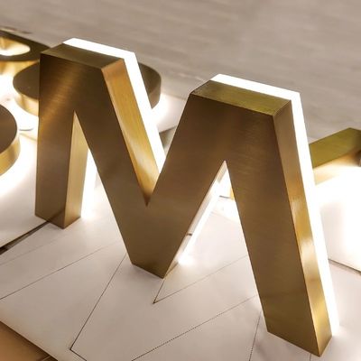 Kleine Buchstaben Logo 3D Acryl Business Signage für Büro und Geschäft 12V Eingangsspannung