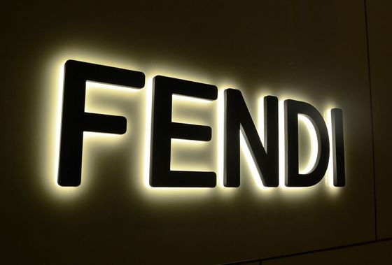 12V LED-Streifen Custom Metall Werbeanzeigen für Büro Wandbriefe Logo