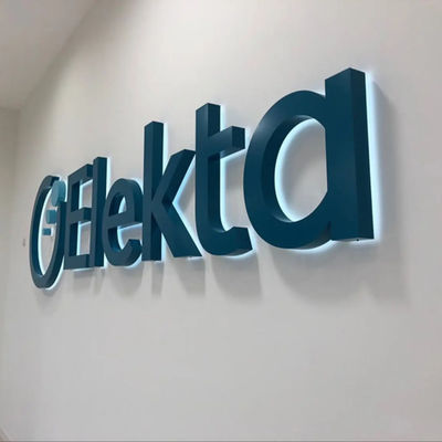 50000 Arbeitsstunden Lebensdauer Custom Outdoor Channel Letter Sign mit LED-Hintergrundbeleuchtung