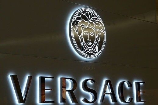 Schnee Outdoor Signage Shop Sign LED Letter Custom Metal Storefront Outdoor Front 3D Shop Geschäft