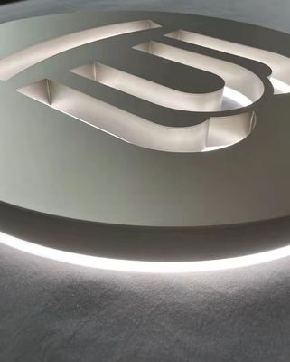 Außenhintergrundbeleuchtung Schild Schnee 3D LED beleuchtete Hausnummern für maßgeschneiderte Villa Adresse